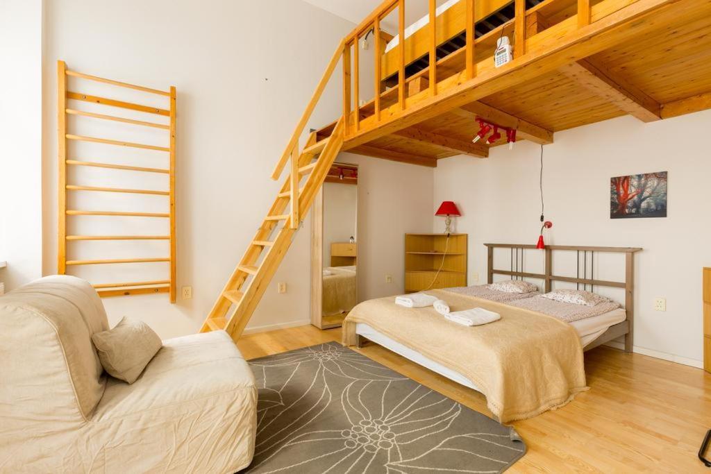 Szentkiralyi 5 - Double Basic In The City Center - Self-Check-In بودابست المظهر الخارجي الصورة
